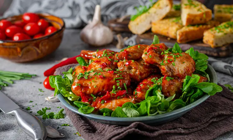 SqueekAndCo-750x450-Wings